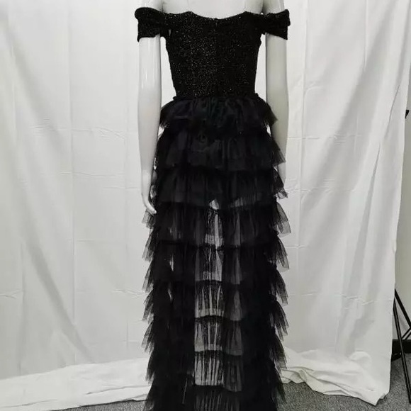 Dress - Picture 4 of 6